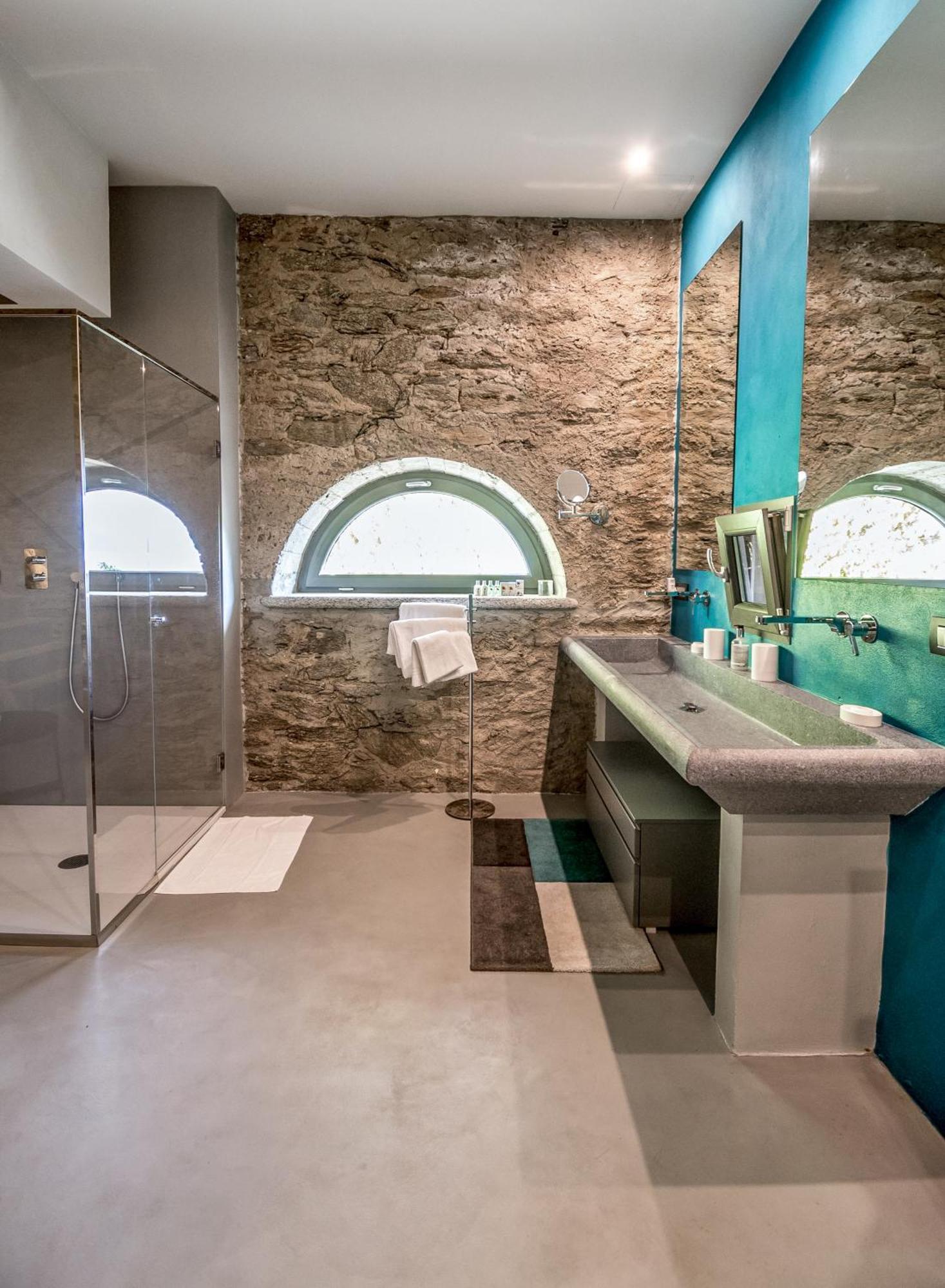 Relais Porta 4* Luino