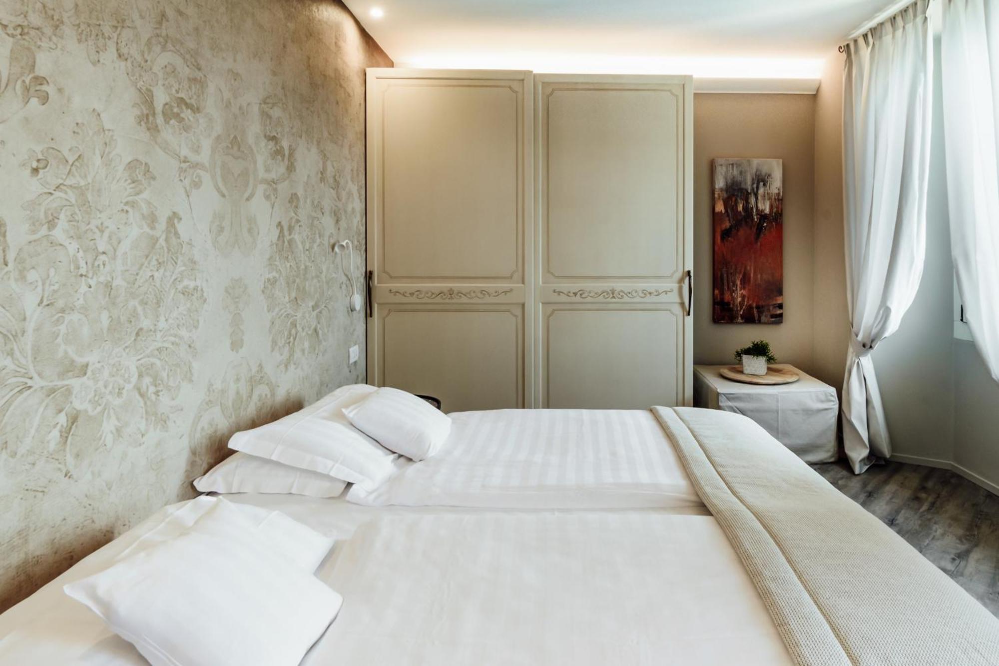 Relais Porta Hotel